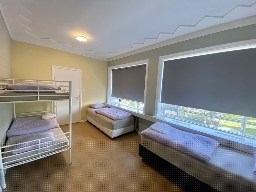 Hostel B47 7/45