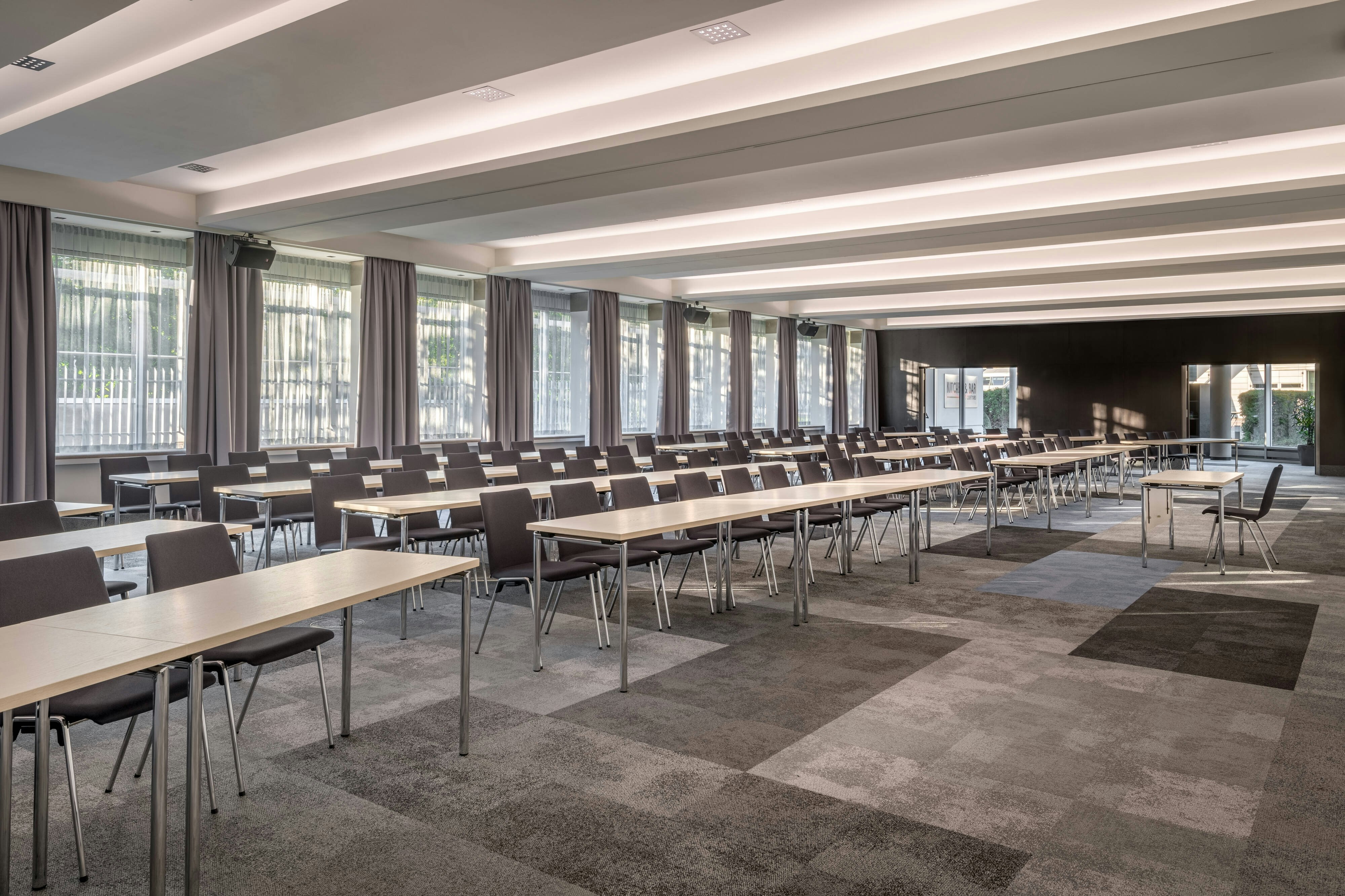 Courtyard By Marriott Linz 18/55