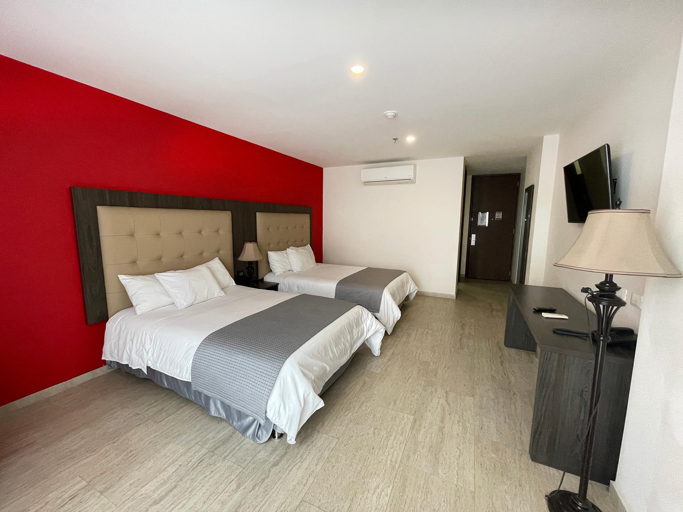 Standard, Twin Beds