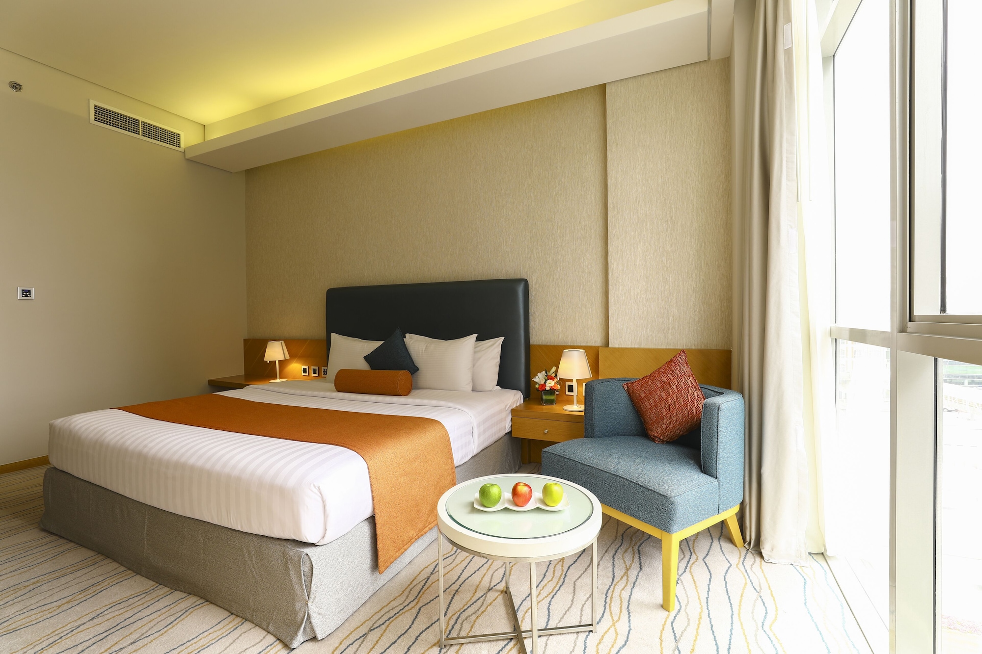 Room at Royal Continental Hotel, DUBAI