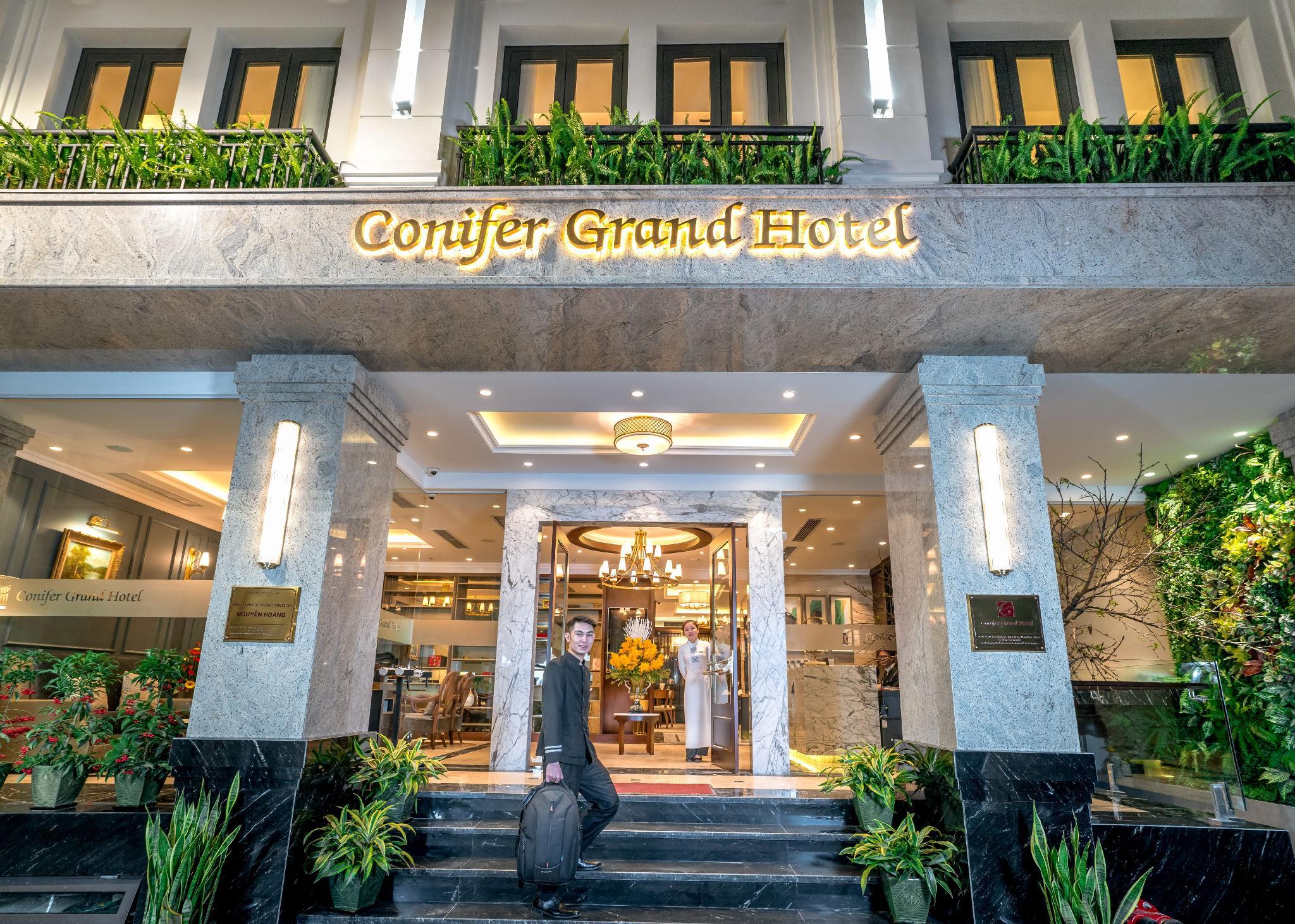 Conifer Grand Hotel in HANOI