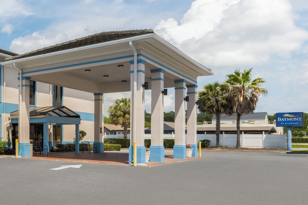 Baymont by Wyndham Savannah/Garden City 6/56