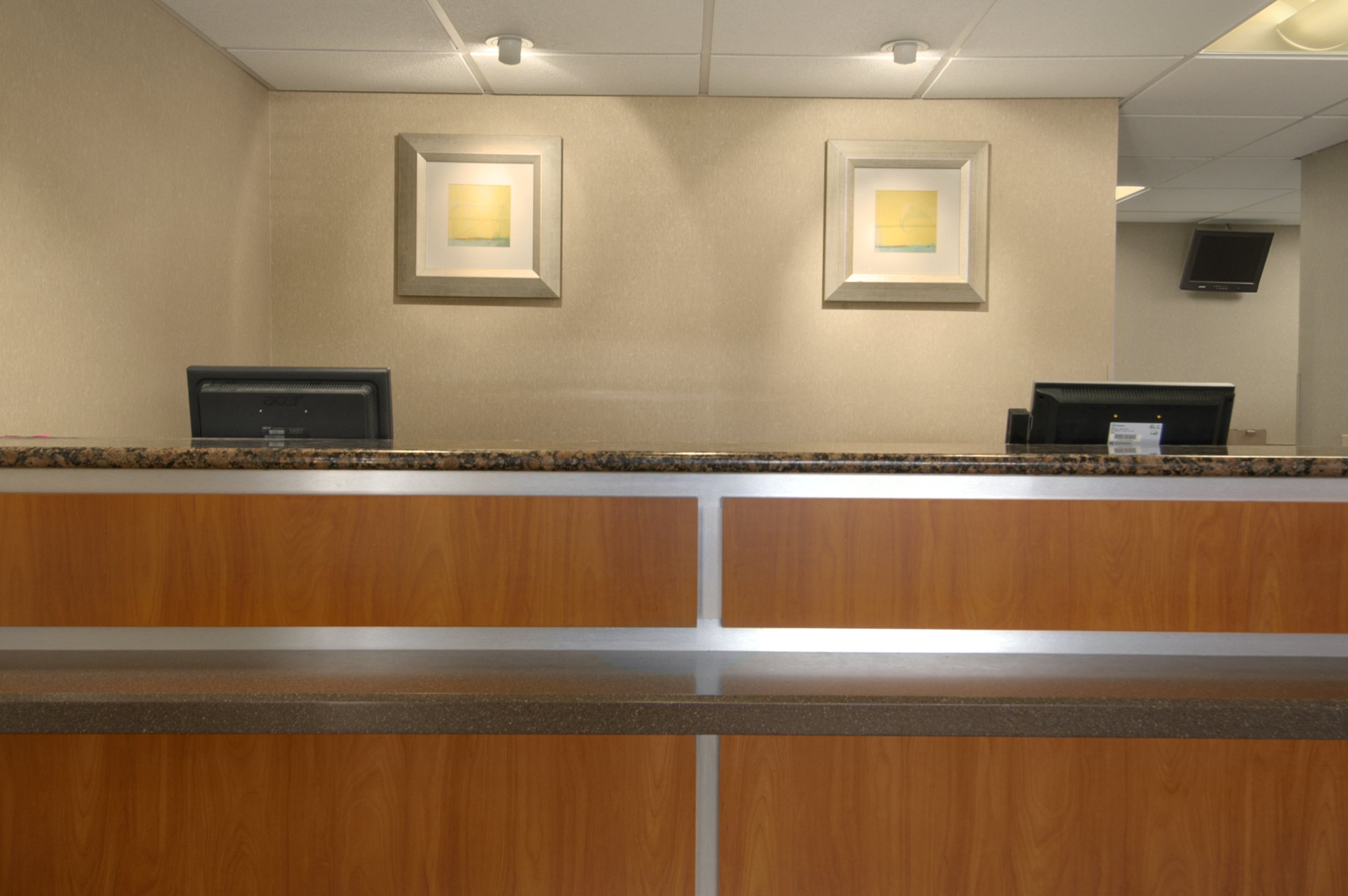 Red Roof Inn North Charleston Coliseum 2/21