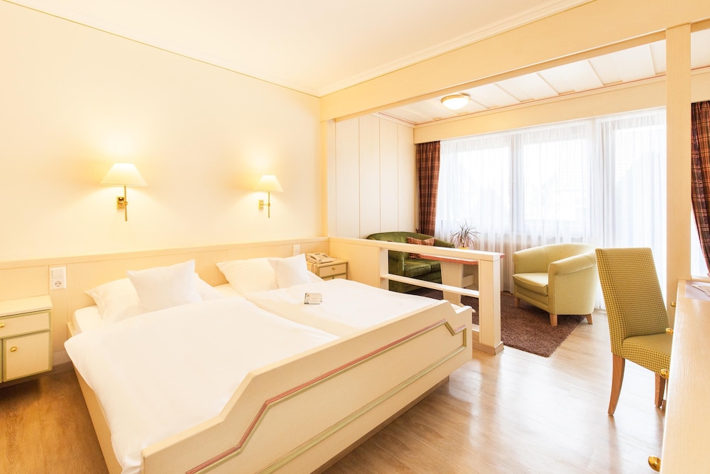 Plus, Superior, King Bed, Balcony