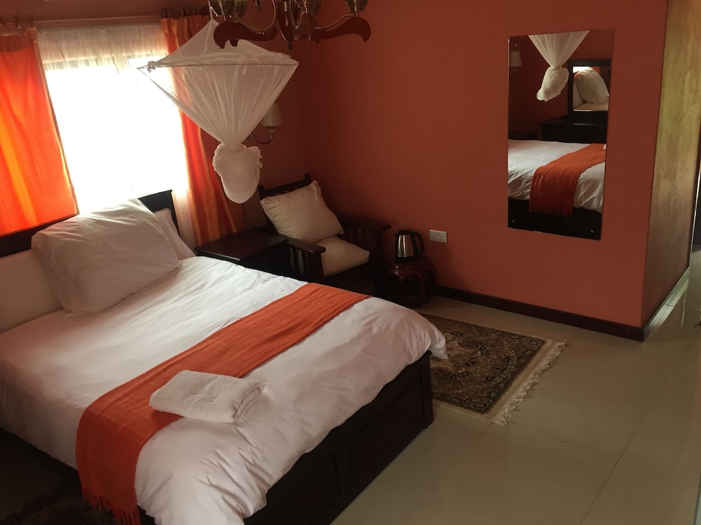 Divine Guest House 3/23