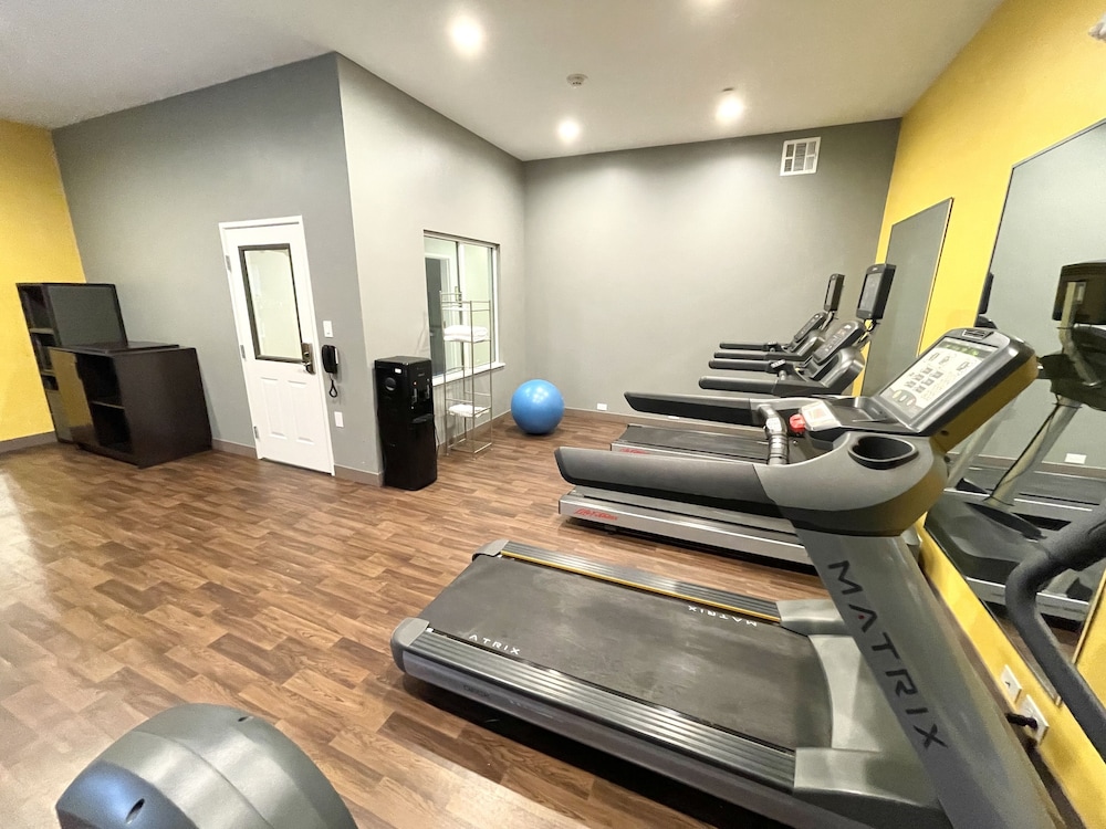 La Quinta Inn And Suites By Wyndham Port Arthur 23/50
