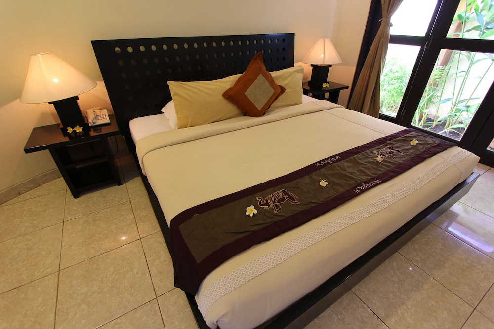 Heliconia Villa 44/77