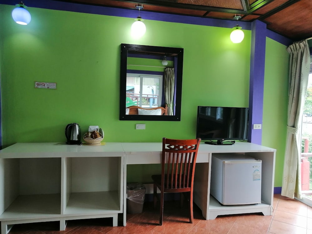 Phi Phi Viewpoint Resort 49/65