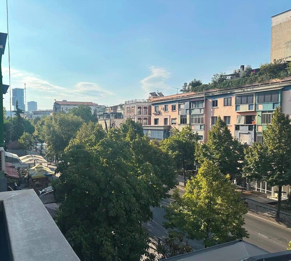 Ebel Boutique Hotel Tirana 43/50