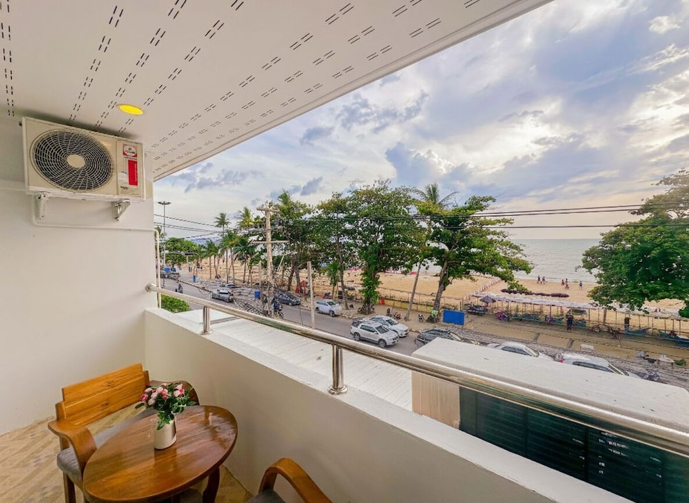 Marina Jomtien Beach 5/65