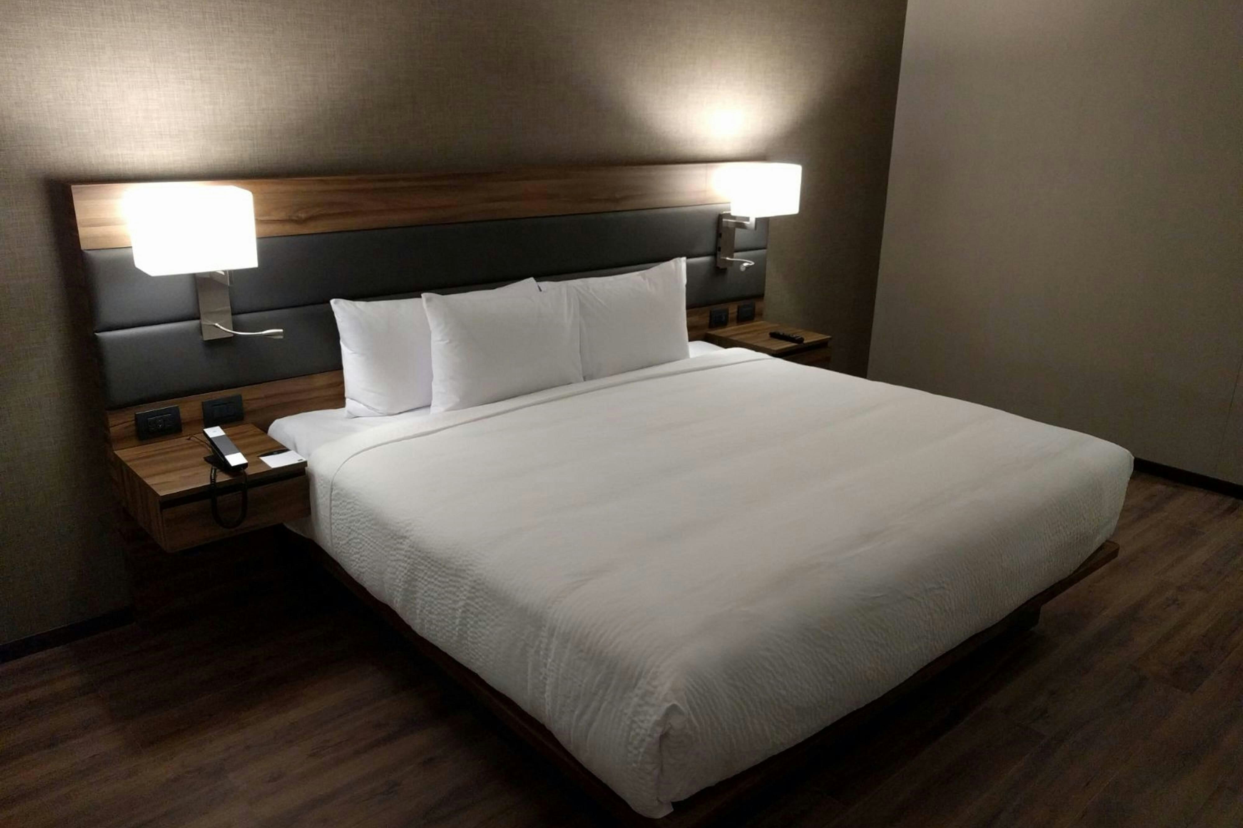 AC by Marriott Mexico Santa Fe 15/48