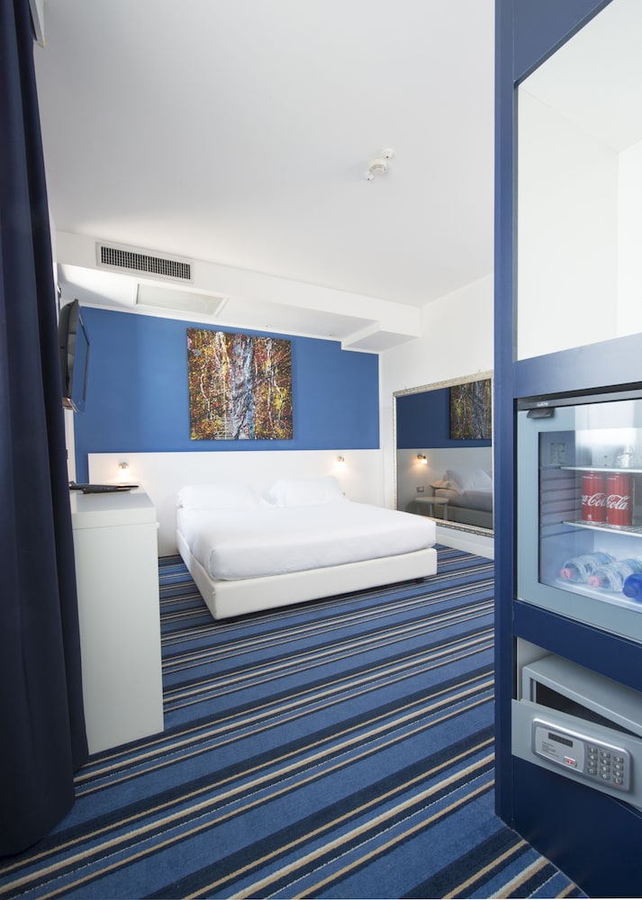 Neo Hotel 27/75