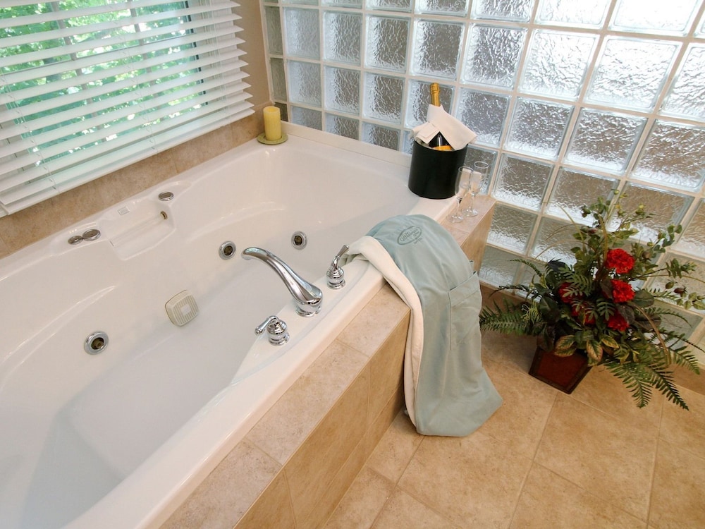 The Whalewalk Inn & Spa 29/50