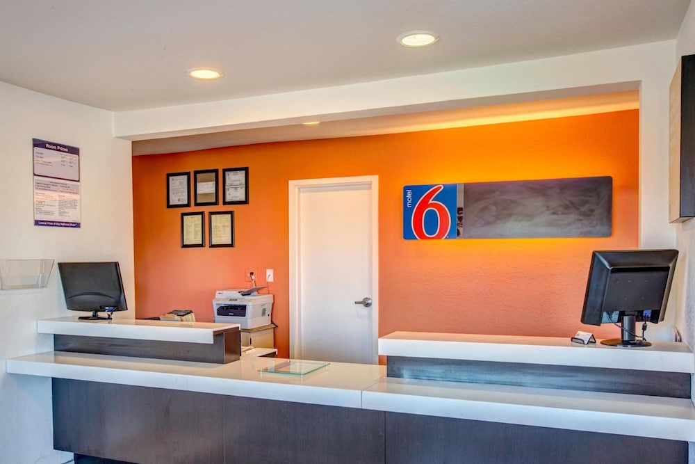 Lobby at Motel6 Murfreesboro, TN, MURFREESBORO - TN