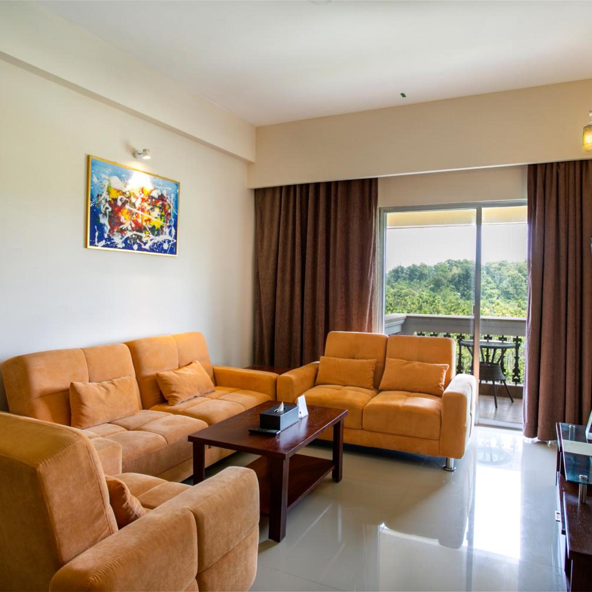 Royal Tulip Sea Pearl Beach Resort & Spa 46/64