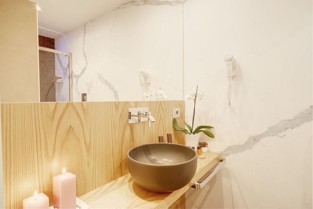 Sun Suite Luxury Pantheon 45/50