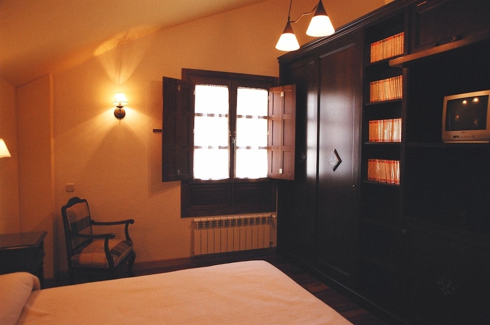 Casa De Aldea La Pumariega 12/34