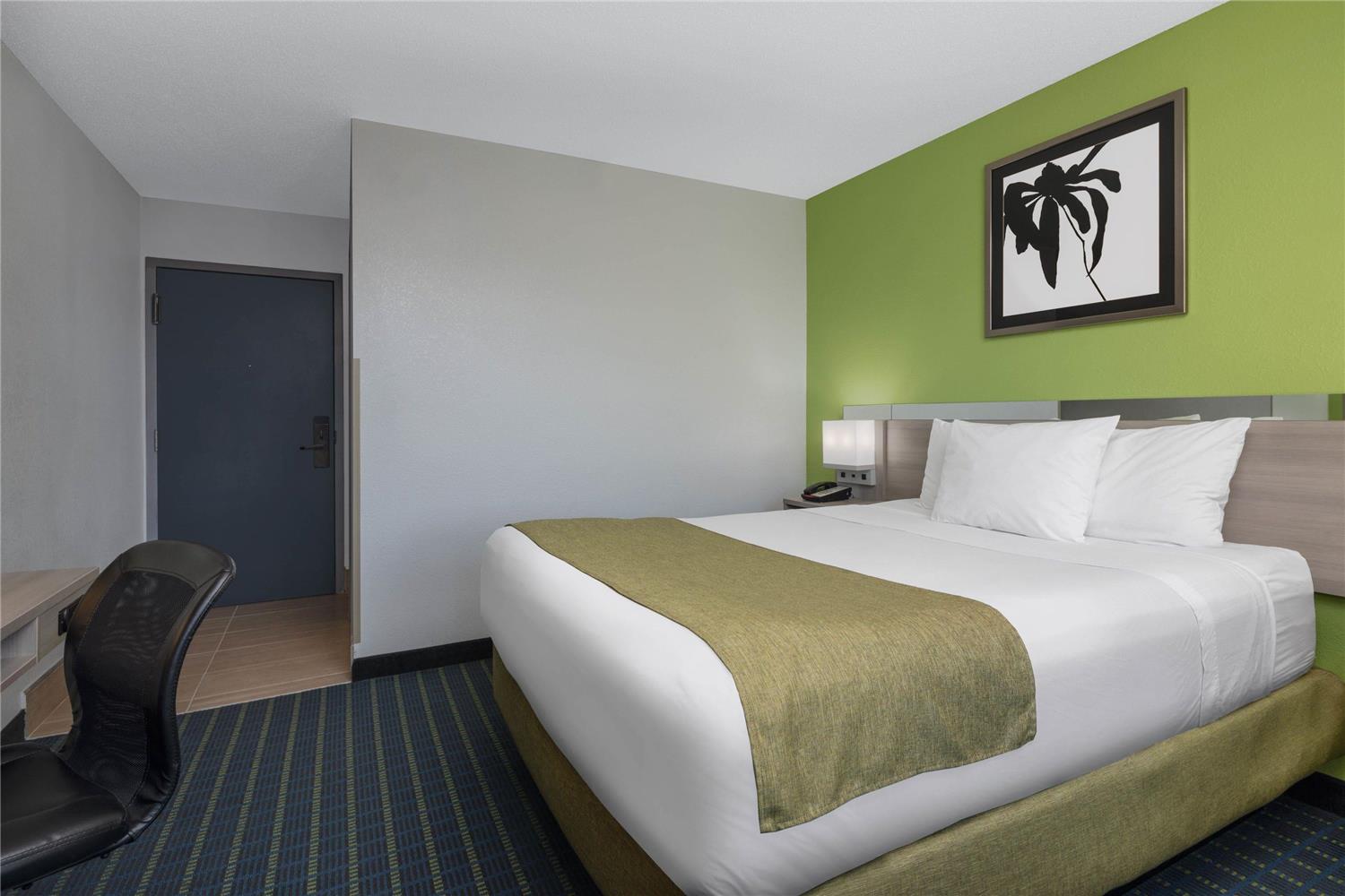 Microtel Inn Suites By Wyndham Cornelius Lake Norman 2/23