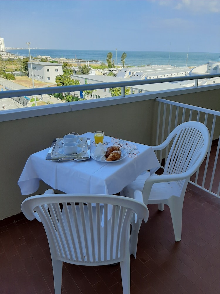 Hotel Cormoran 43/66