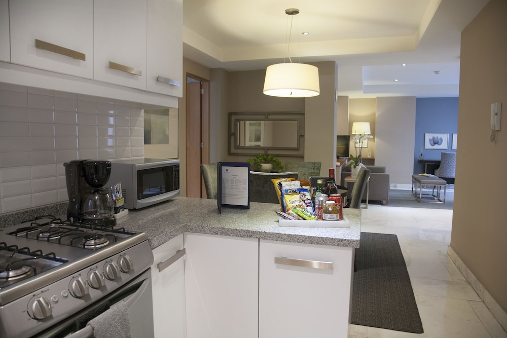 Pennsylvania Suites 5/53