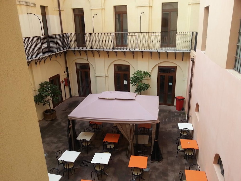 Hostel Marina 33/34