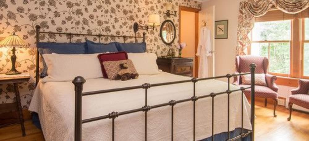 Room, King Bed, Private Bathroom, Hydromassage, Bathtub