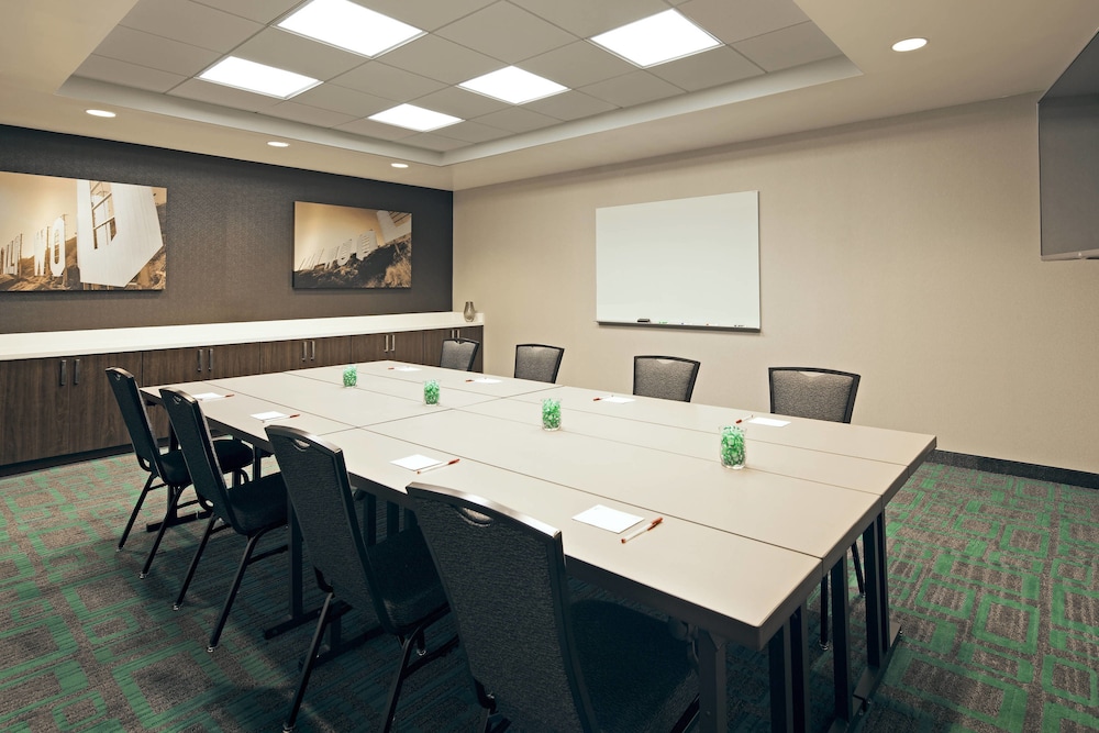 Residence Inn by Marriott Los Angeles LAX/Century Boulevard 44/51