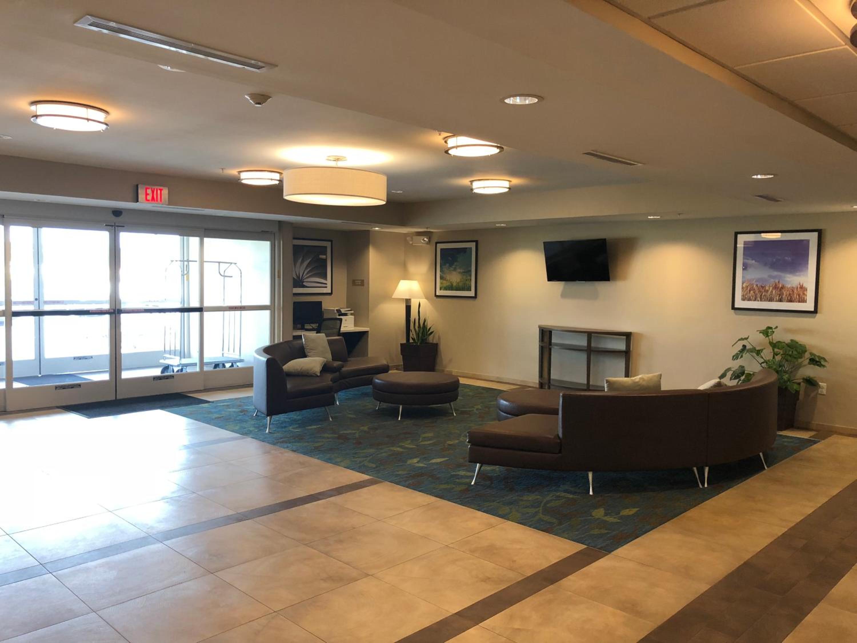 CANDLEWOOD SUITES EL DORADO 18/25