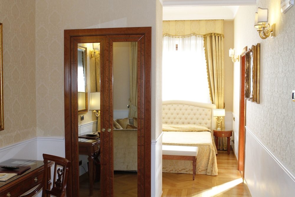 Hotel Villa Pinciana 25/52