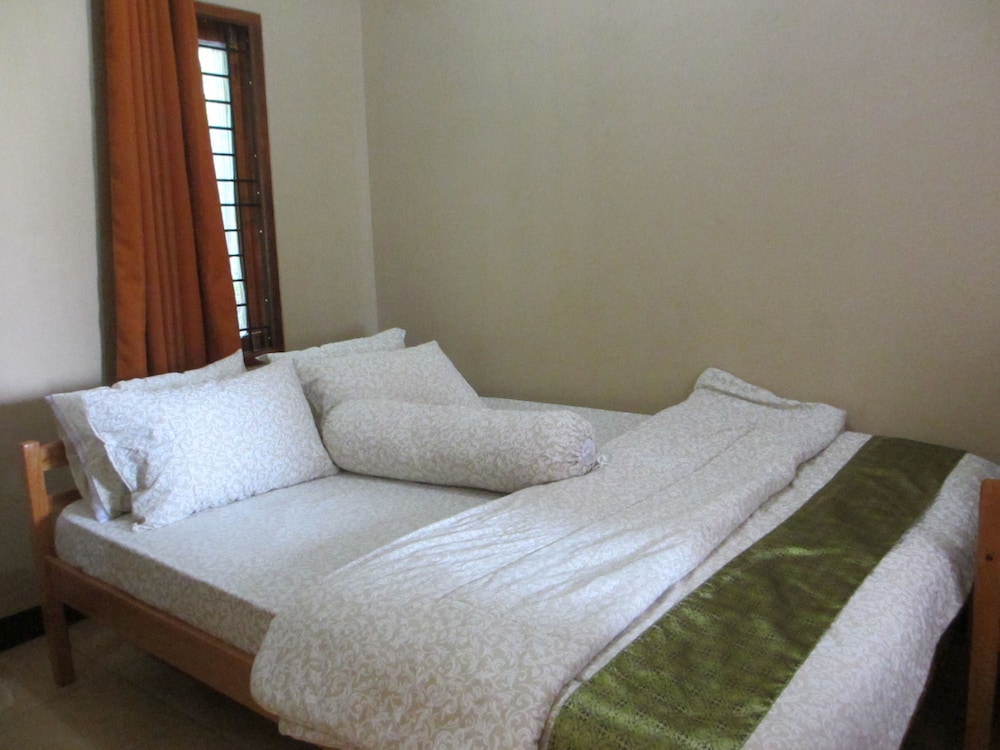 Lembur Incu Syariah Villa by ZUZU 21/46
