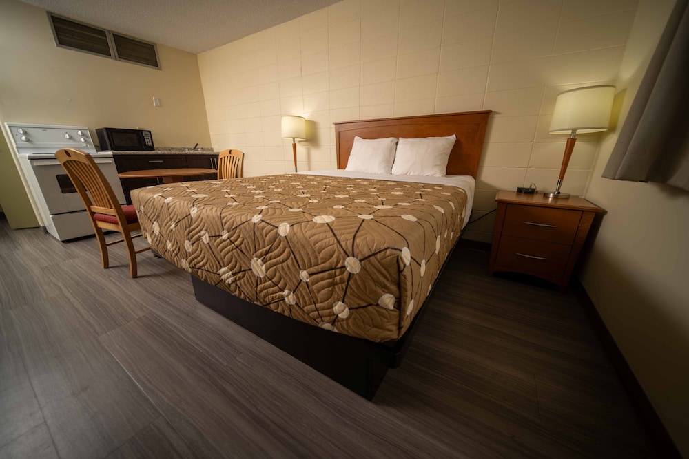 Fort St. John Motor Inn 10/50