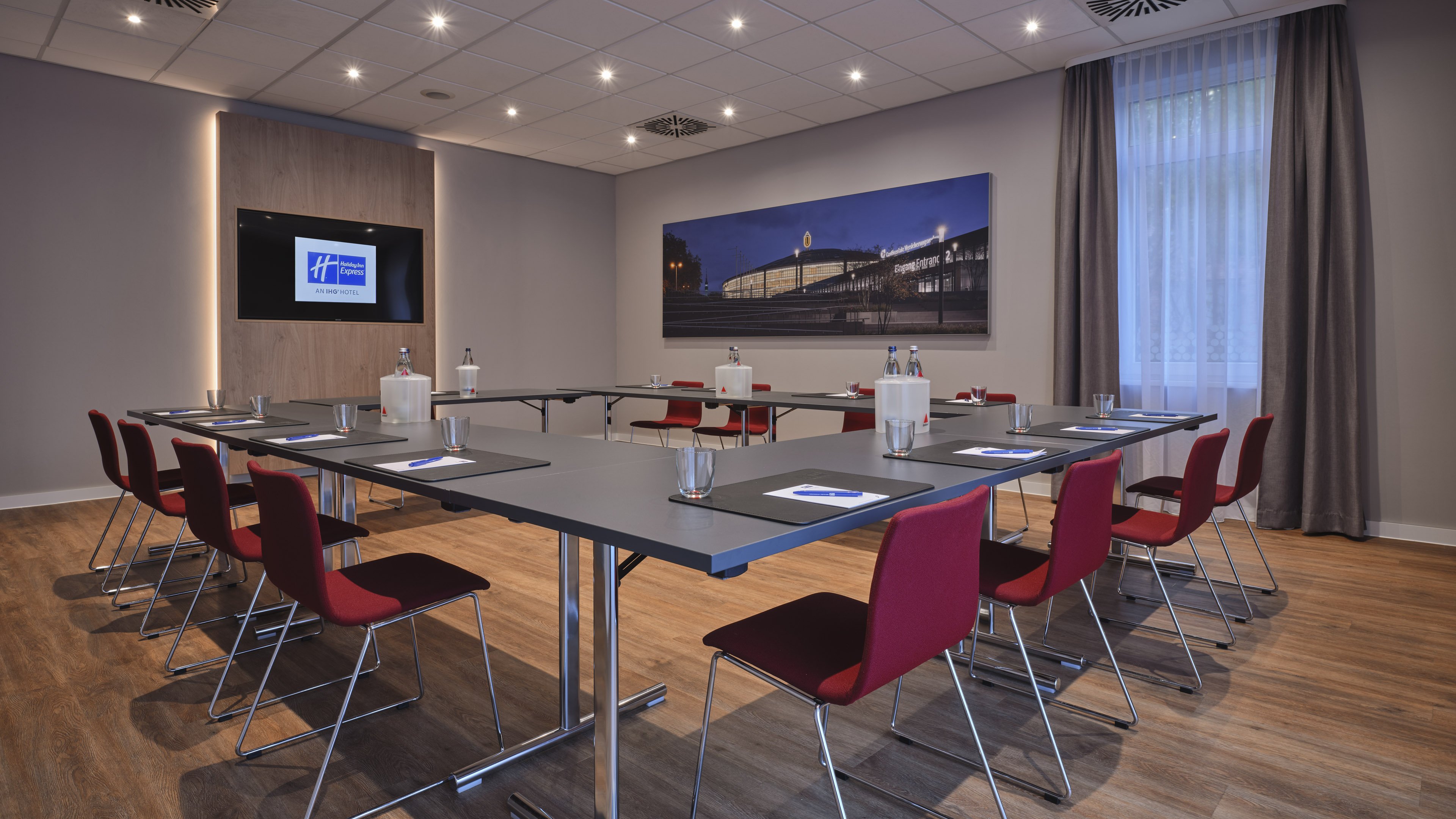 Holiday Inn Express Dortmund Hotel 37/46