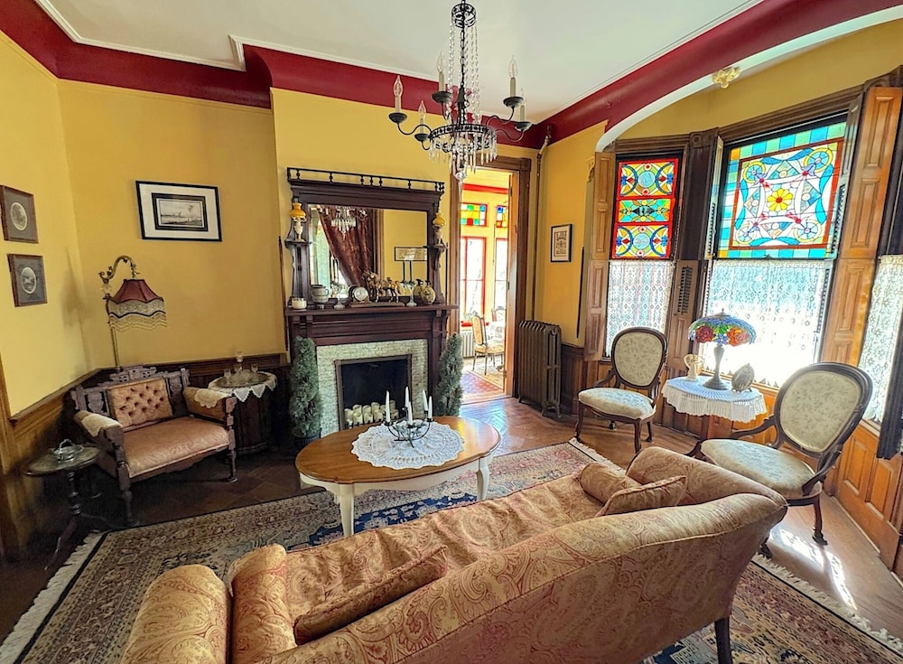 Gillis Grier Bed and Breakfast 31/50