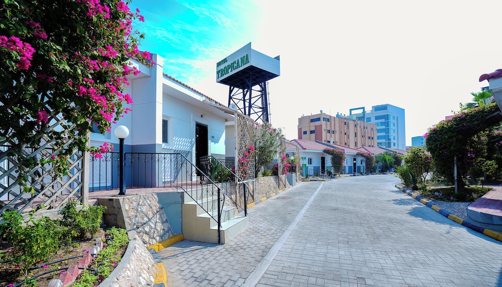 Tropicana Hotel Bahrain 41/50