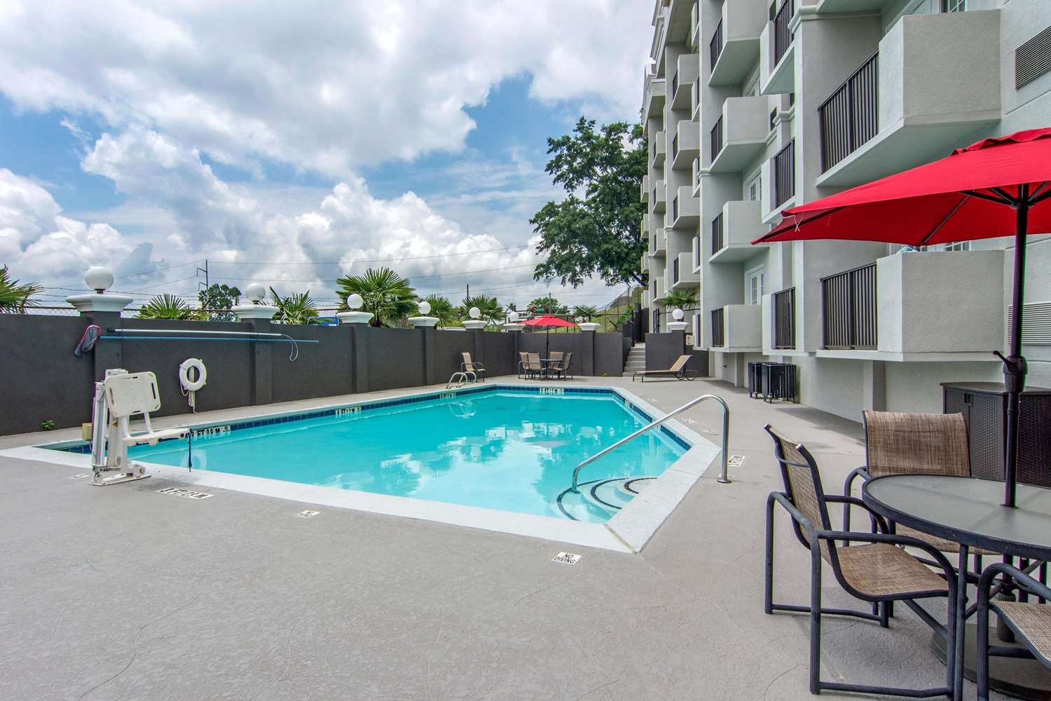 Best Western Plus Atlanta Sandy Springs Perimeter Hotel 28/28
