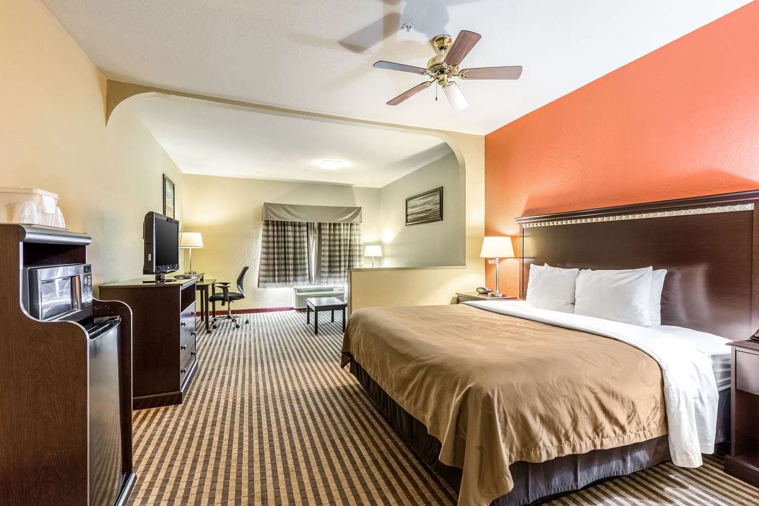 Quality Suites Houston North - Spring 9/41