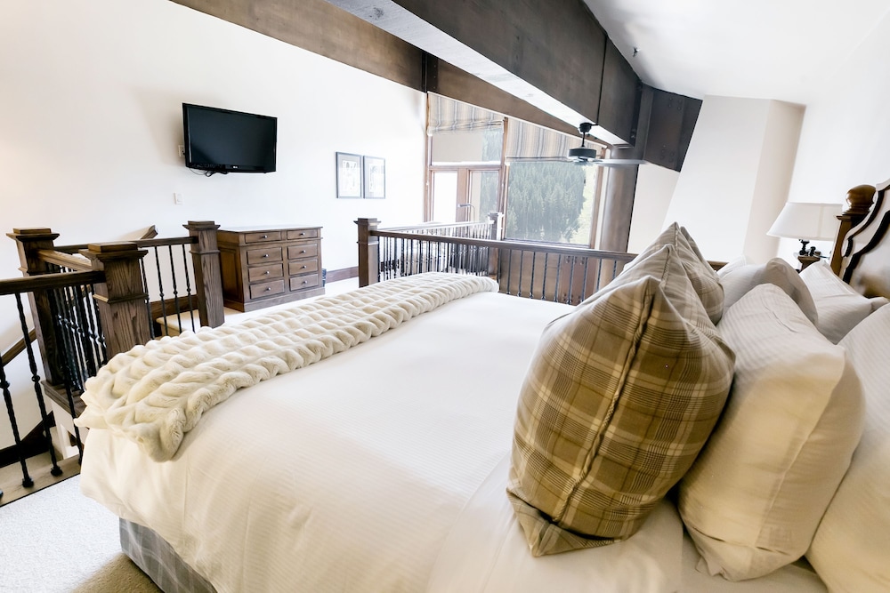 2 Bedrooms, Sultan, Loft, Suite
