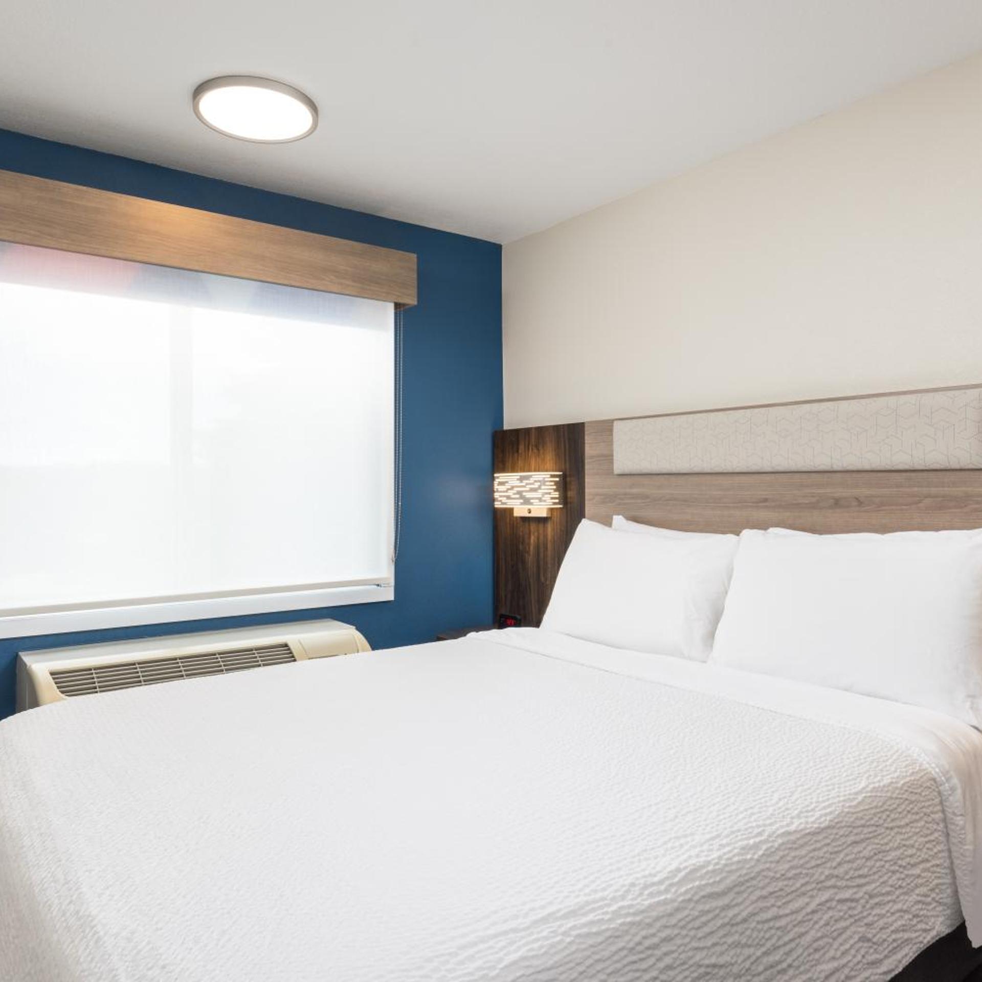 Standard, King Bed, King and Queen Bed