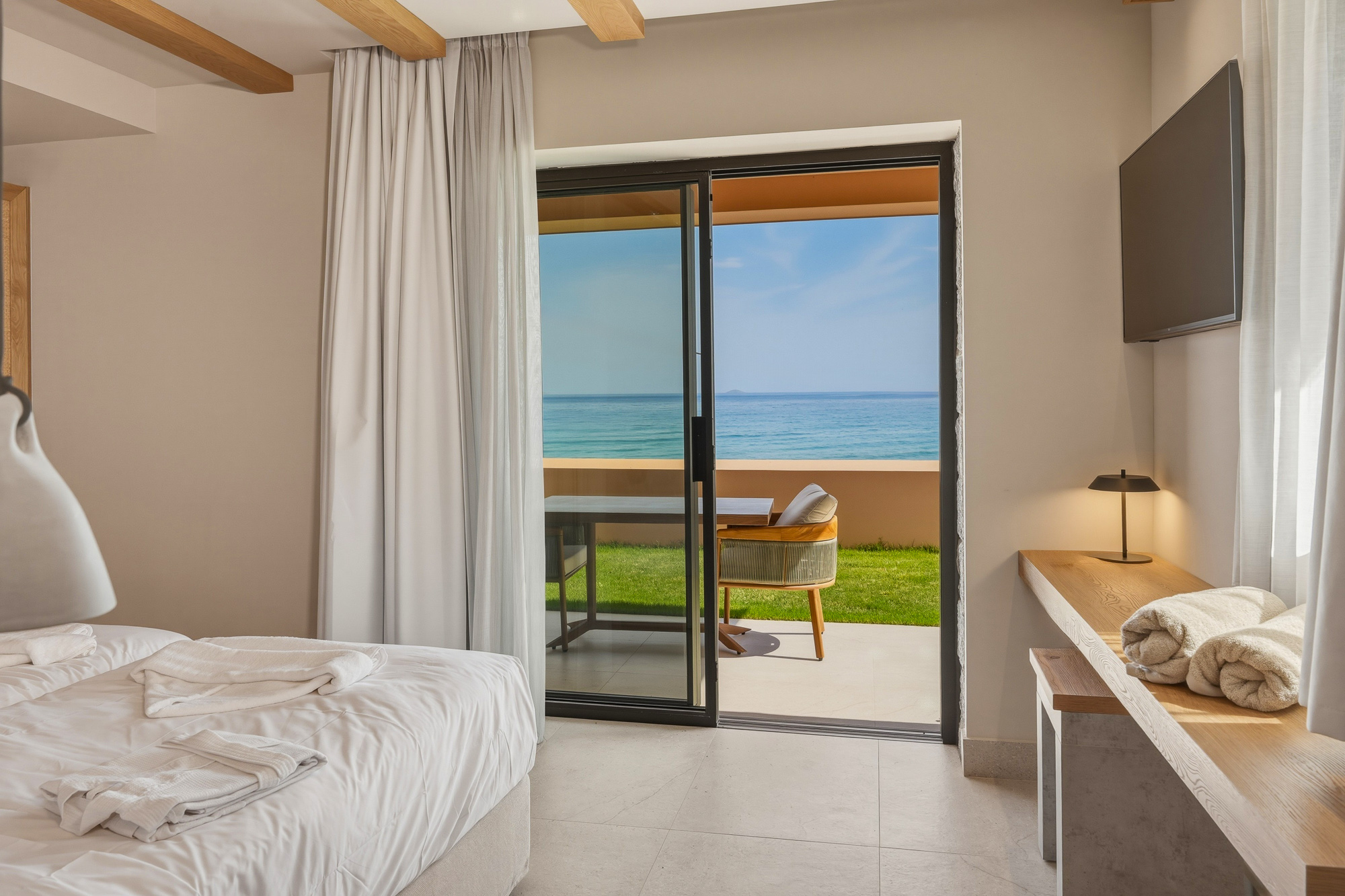 4 Bedrooms, Villa, Sea View, Outdoor Jetted Tub, Private Pool، VOLTA Seaside hotel - Adult-only 8/10