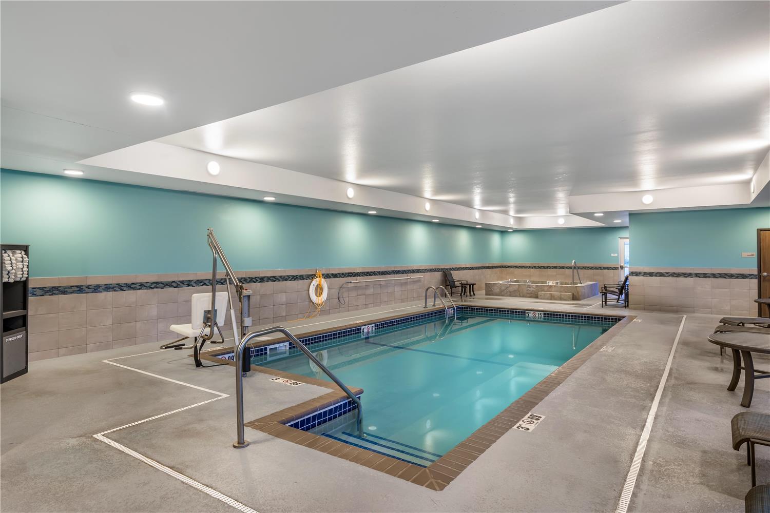 Best Western Plus Rapid City Rushmore 13/26