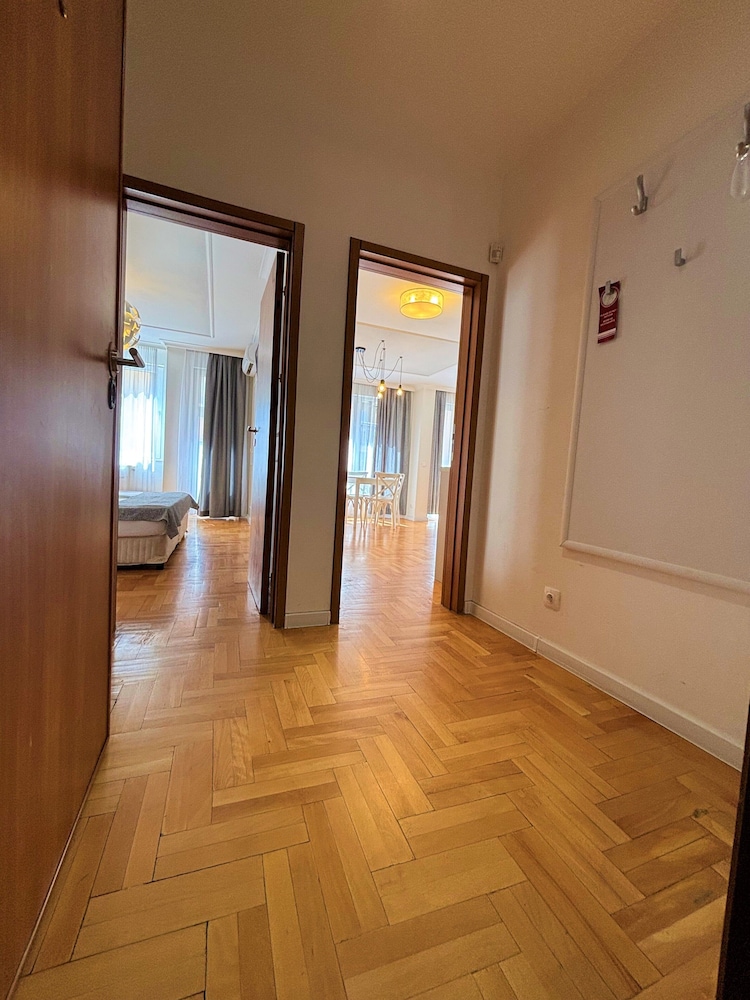 Dunav Apartment House 24/50