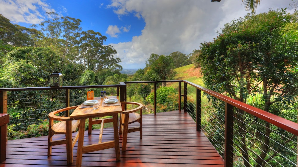 Montville Oceanview Cottages 21/25