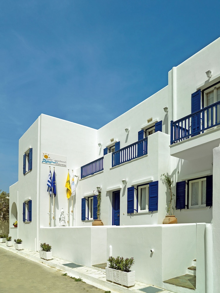 Matas Apos Apartments 5/63