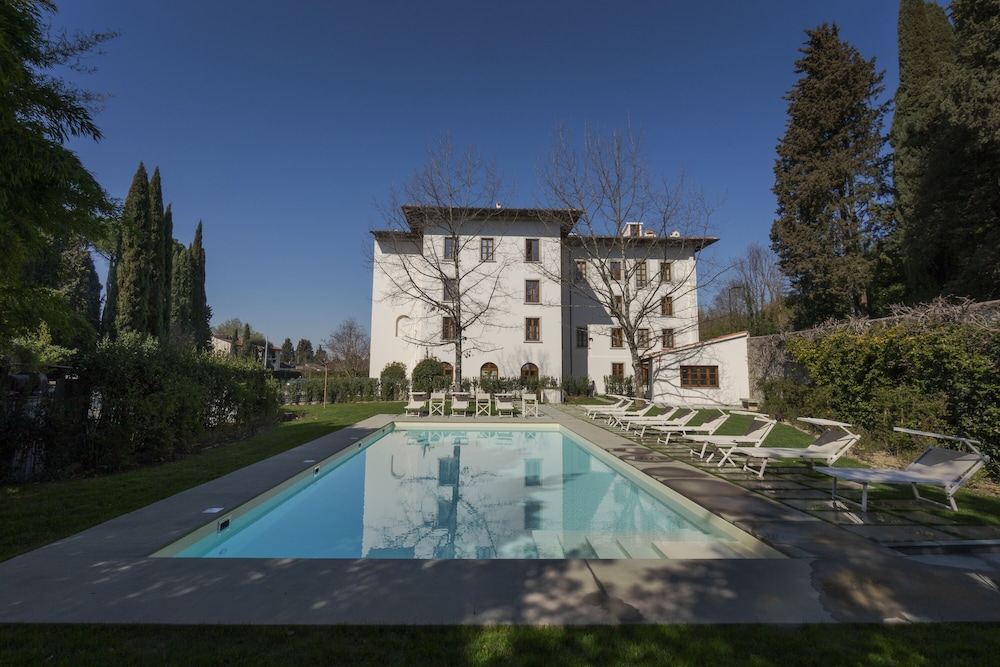 Villa Neroli 59/73
