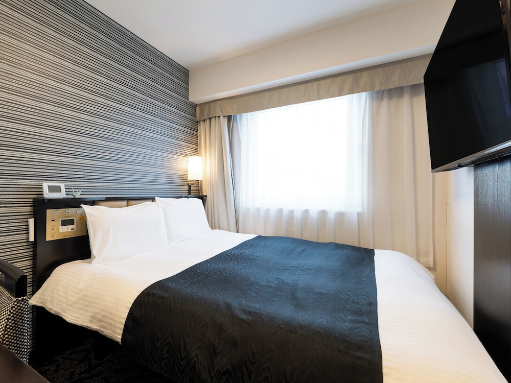 ROOM, SINGLE, QUEEN BED
