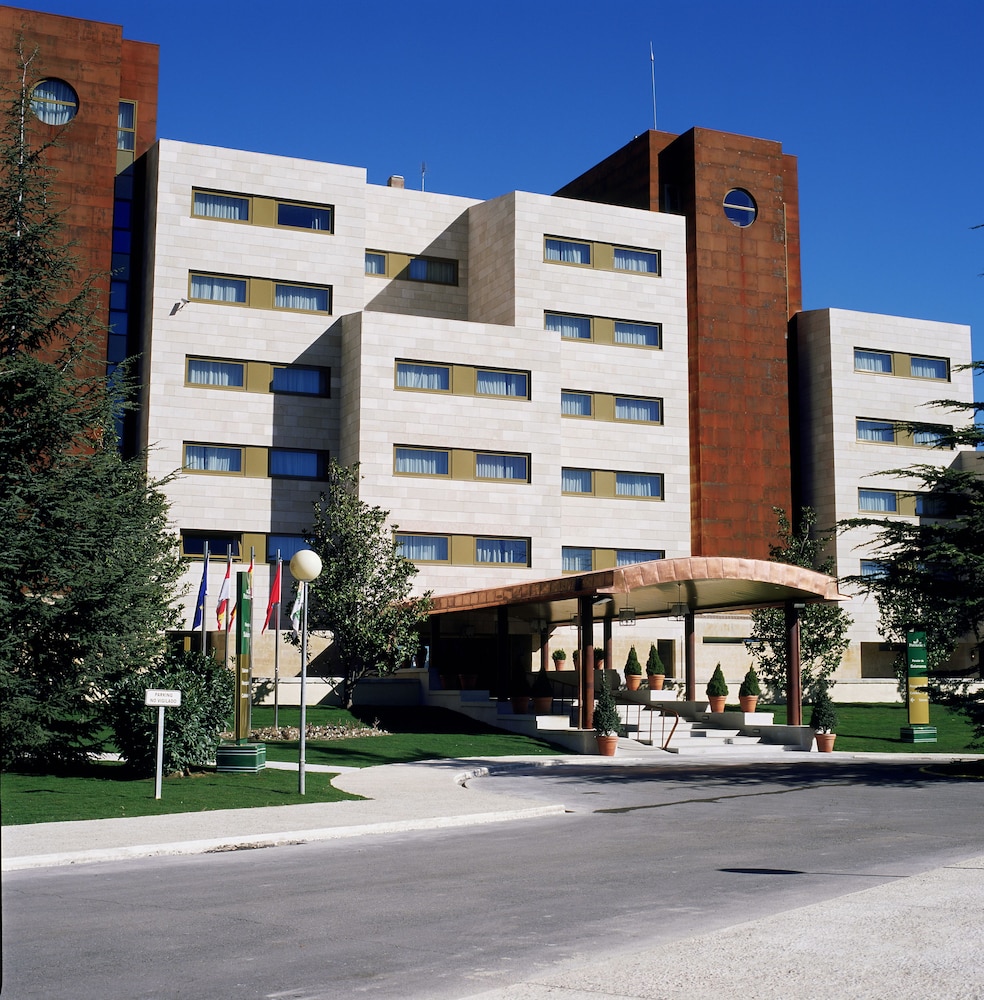 Parador De Salamanca 55/63