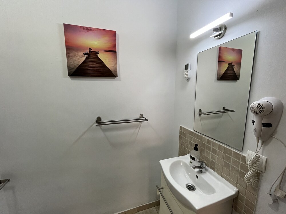 Rafaela Guest House 47/50