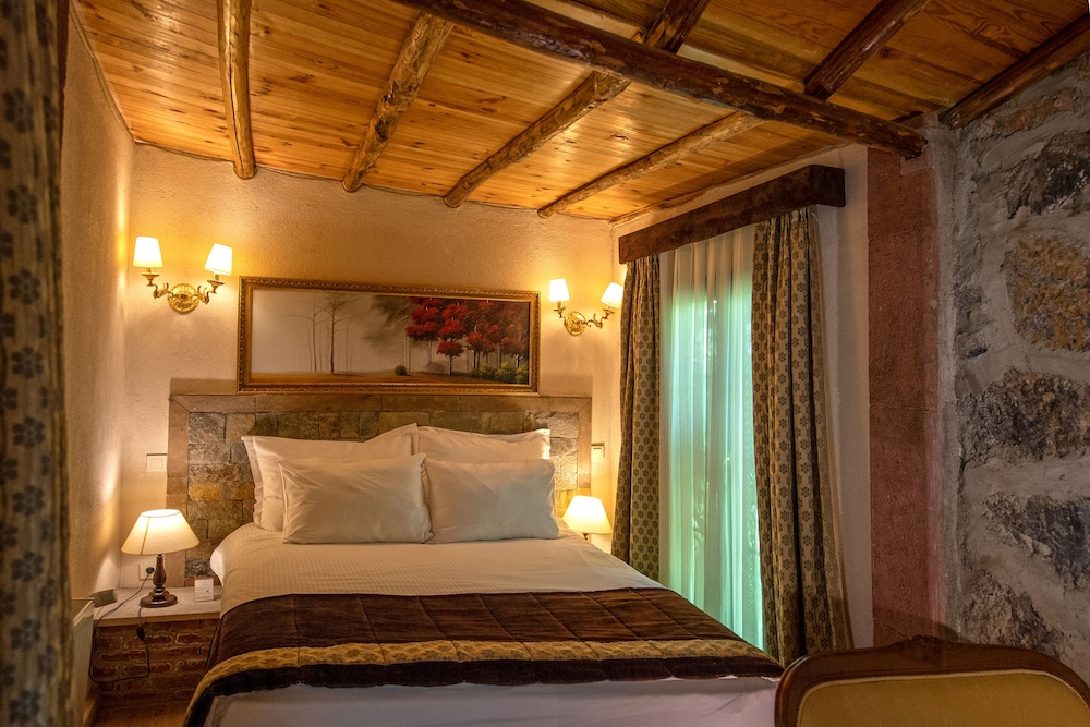 WINEPORT LODGE AGVA 46/84