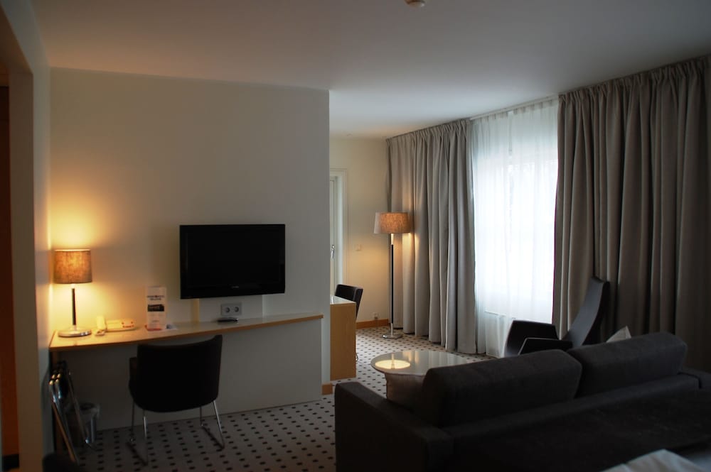 Grand Bellevue 38/56