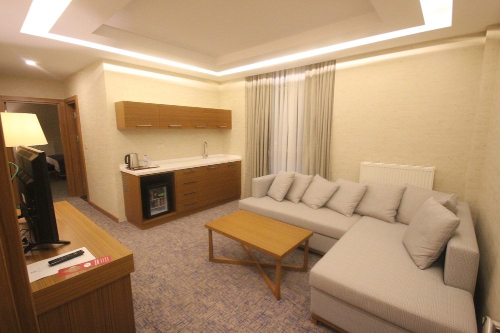 Garden Zara Hotel 16/28
